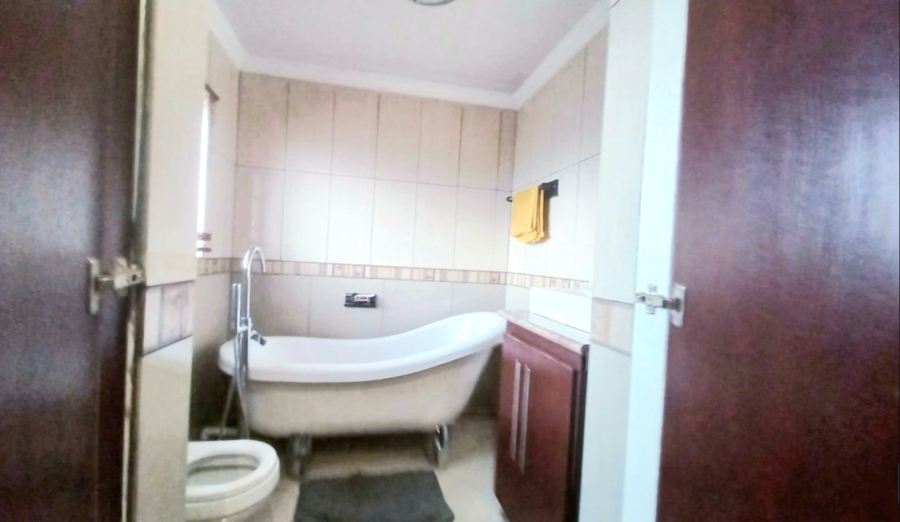 4 Bedroom Property for Sale in Fauna Free State